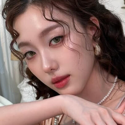 Aheye (4EVE)